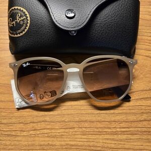 Ray-Ban Brown Sunglasses